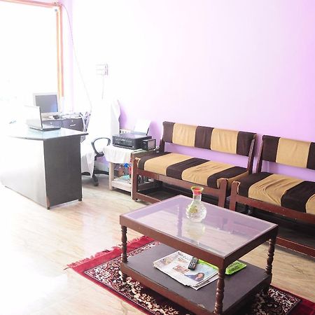 Sgs Residency Vila Tirupati Exterior foto